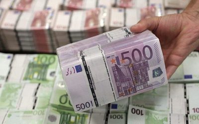 ЕС запретил продажу и передачу банкнот евро в Россию