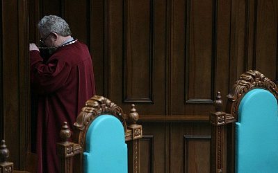 Судьи заблокировали работу Конституционного суда Украины