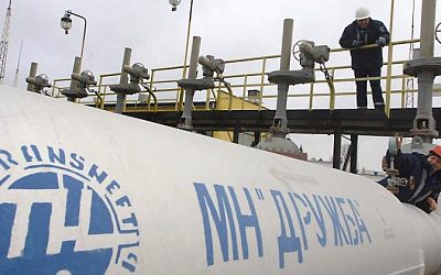 Белорусский концерн «Белнефтехим» приостановил подачу нефти в две страны Евросоюза