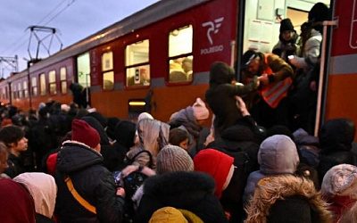 Варшава отказывается принимать украинских беженцев