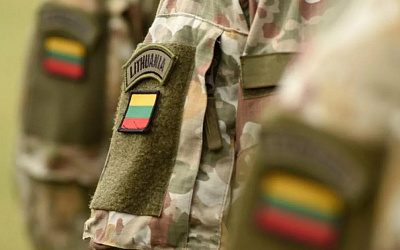 Инвалиды, безработные, бюджетники: кого литовские власти поставят под ружье