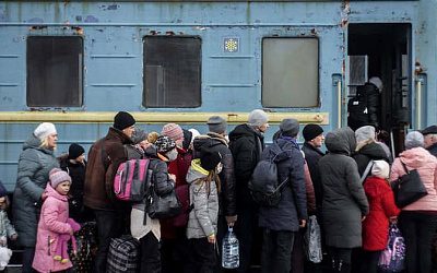 СМИ сообщили о страхе поляков перед голодом и появлением бездомных из-за украинских беженцев