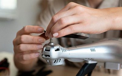 В Эстонии намерены учить школьников собирать дроны