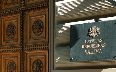 В Латвии намерены запретить депутатам и другим чиновникам посещать Россию и Беларусь