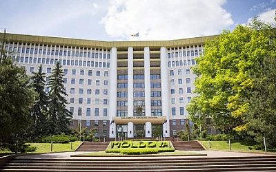 Суд в Кишиневе объявил в международный розыск экс-депутата парламента