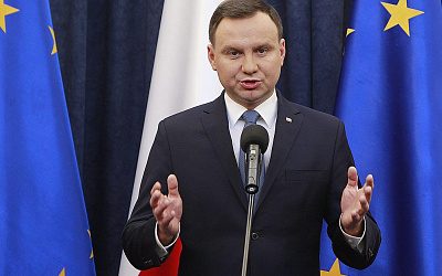Польша начала игры с выходом из ЕС