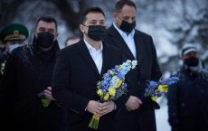 Правительство Украины предложило Зеленскому не возлагать цветы к памятнику Неизвестному Солдату