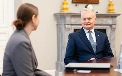 Президент Литвы освободил министра обороны от должности