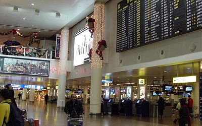 Сотрудники аэропорта Брюсселя заговорили на русском и вывели из себя евродепутата от Латвии