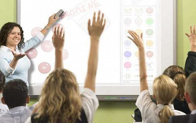 Психолог: перевод школ на латышский лишит детей полноценного образования