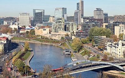 Литва зафиксировала за ночь десятки метеозондов из Беларуси