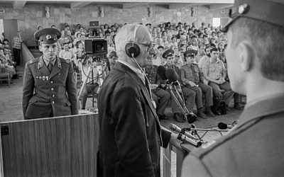 Первым нацистским преступником, переданным США в СССР, стал Федор Федоренко. Он погорел на том, что как американский турист приезжал в Крым, где его опознали