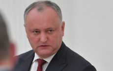 Экс-глава Молдовы Додон обвинил Санду в публичных издевательствах над его матерью