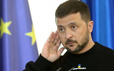 Зеленский прибыл в Нидерланды для переговоров о поставках истребителей F-16