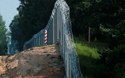 В Польше разочаровались в заборе на границе с Беларусью