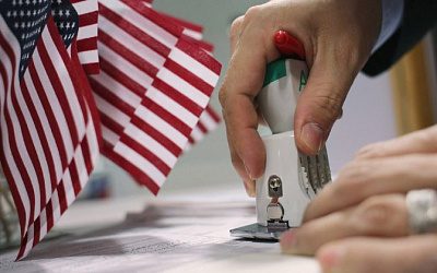 США ввели визовые ограничения против белорусских чиновников