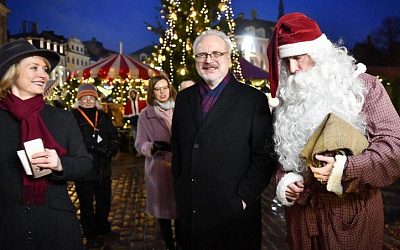 Президент Латвии: для умерших от коронавируса Рождества не будет