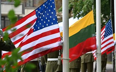 Литва ищет замену военной помощи США