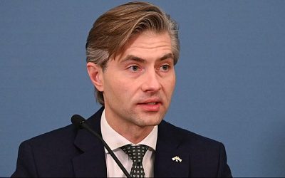 МИД Литвы намерен убедить США использовать «дубинку» в переговорах по Украине