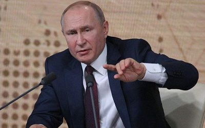 «Потрясающее невежество»: Путин раскритиковал снос памятников в соседних странах