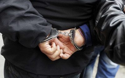 В Кишиневе после обысков в аэропорту задержаны сотрудники Таможенной службы