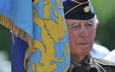 Украинская оппозиция обвинила суд в реабилитации пособников Гитлера