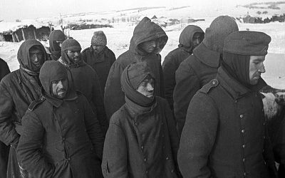 «Прекратите танцы — Сталинград пал!»: шок Гитлера и немцев после разгрома 6-й армии вермахта