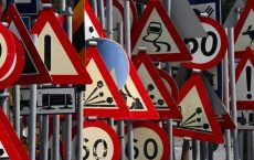 В Литве предложили изменить дизайн «советских» дорожных знаков