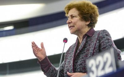Евродепутат от Латвии призвала ЕС наказать напавших на Коцабу украинских националистов