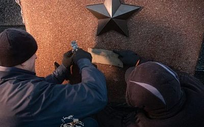 В Киеве из Аллеи городов-героев убрали названия Москвы и Минска