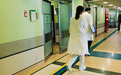 Власти Эстонии ужесточают правила финансирования медицины ради экономии