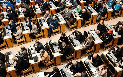 Парламент Эстонии одобрил поправки к закону для запрета православной церкви