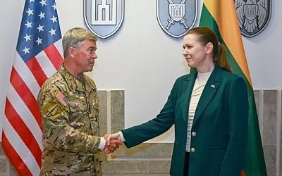 В Литву прибыл с визитом командующий Силами спецопераций США