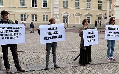 В странах Балтии активисты приняли резолюцию в поддержку Палецкиса, Грейчуса и Середенко