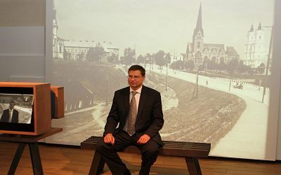 Многие лета: личная «история успеха» премьера Домбровскиса