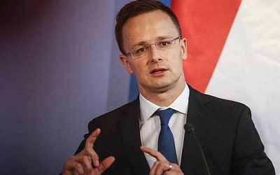 Будапешт призвал решить проблемы венгерского меньшинства на Украине