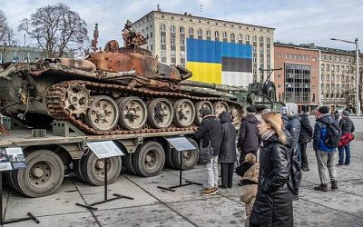 В городах Эстонии отказались выставлять подбитый на Украине российский танк