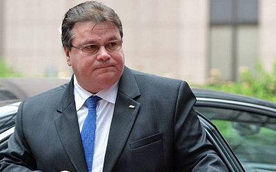 Экс-глава МИД Литвы счел бессмысленными новые санкции против РФ