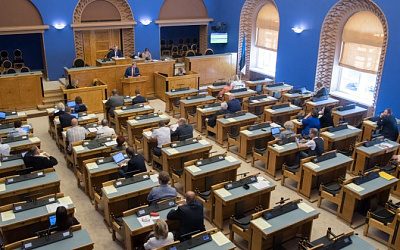 Депутаты в Эстонии призвали ввести торговое эмбарго против России