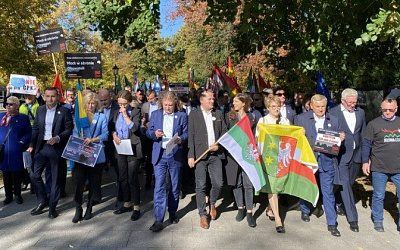 В Варшаве проходит акция протеста против повышения цен на электроэнергию