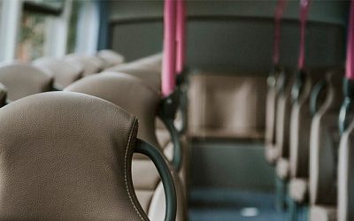 Таллин намерен распродать школьные автобусы