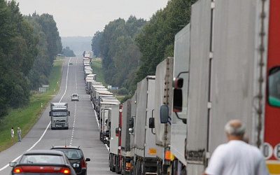 Польша намерена закрыть границу для грузовиков с российскими и белорусскими номерами