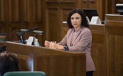 Министр образования Латвии: или школьники носят маски, или все уйдут на «удаленку»