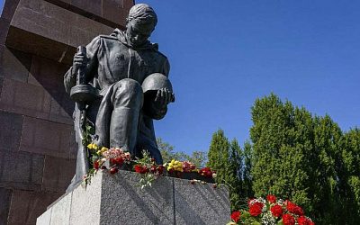 В Литве намерены убрать советскую символику с памятников солдатам