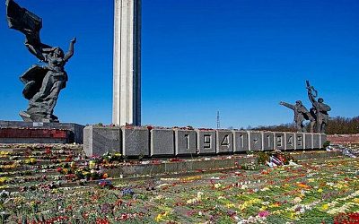 Следственный комитет РФ заинтересовался решением о сносе Памятника Освободителям Риги