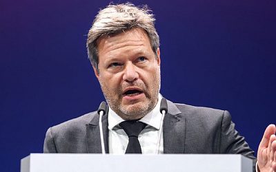 Вице-канцлер Германии заявил, что стал реже мыться из-за антироссийских санкций