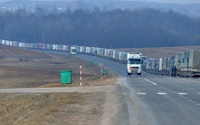 В Минске обвинили Погранслужбу Польши в создании очереди из машин на границе