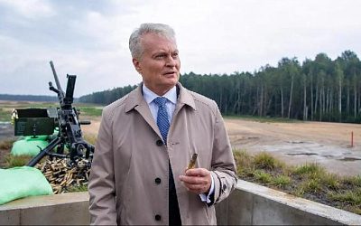 Президент Литвы назвал «выстрелом в десятку» вторичные санкции ЕС против России