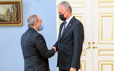 Президент Литвы предложил Армении помощь в проведении реформ