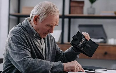 Латвийские власти шикуют за счет нищающего населения